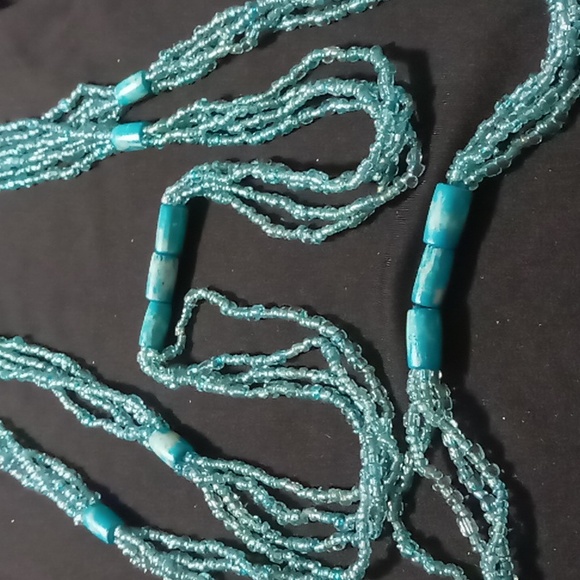 Long or layered glass seed bead aquamarine necklace 48 inches long - Picture 9 of 9